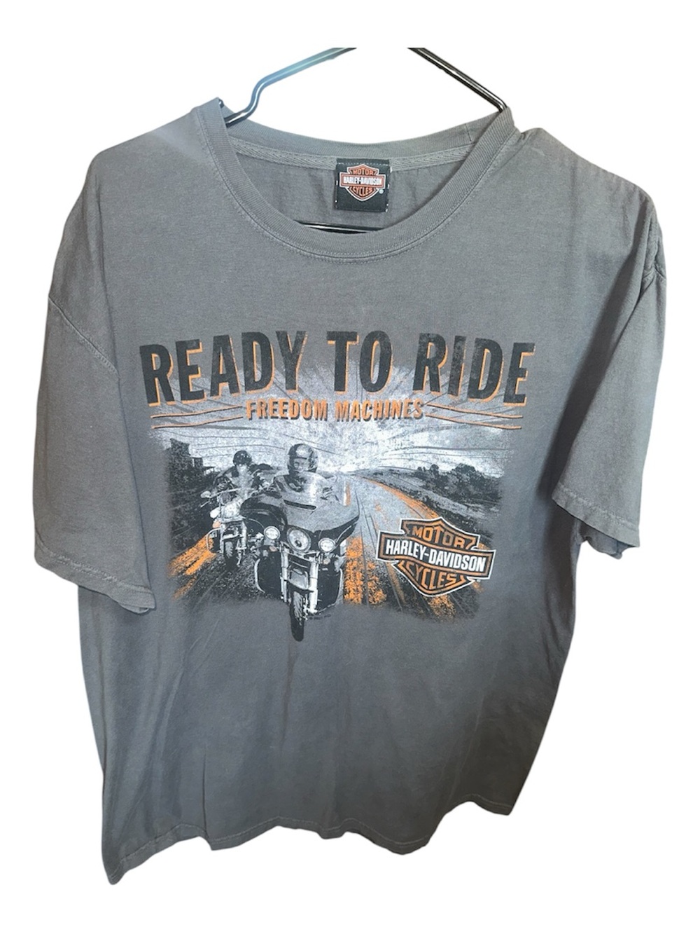 Men’s Harley Davidson Tee!